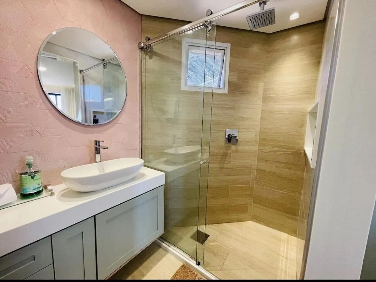 Flat Luxuoso Alto Padrao Frente Mar Com 2 Suites No Iate Plaza Fortaleza  Lägenhet